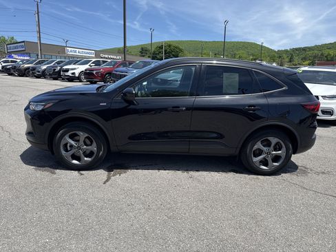 Used 2025 Ford Escape ST-Line Select AWD/4WD image 8