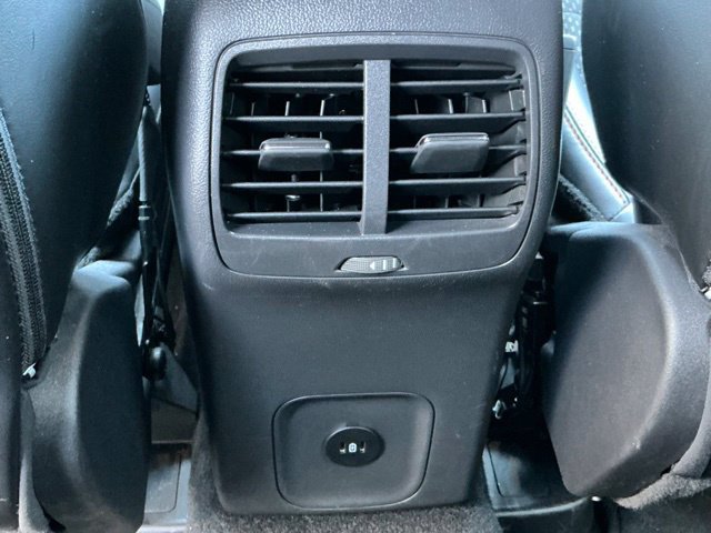 Used 2025 Ford Escape ST-Line Select AWD/4WD image 22