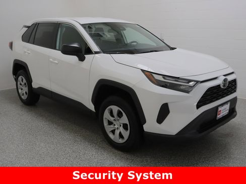 Certified 2024 Toyota RAV4 LE image 4
