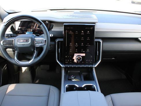 New 2026 GMC Acadia Elevation w/ Super Cruise Package FWD image 9