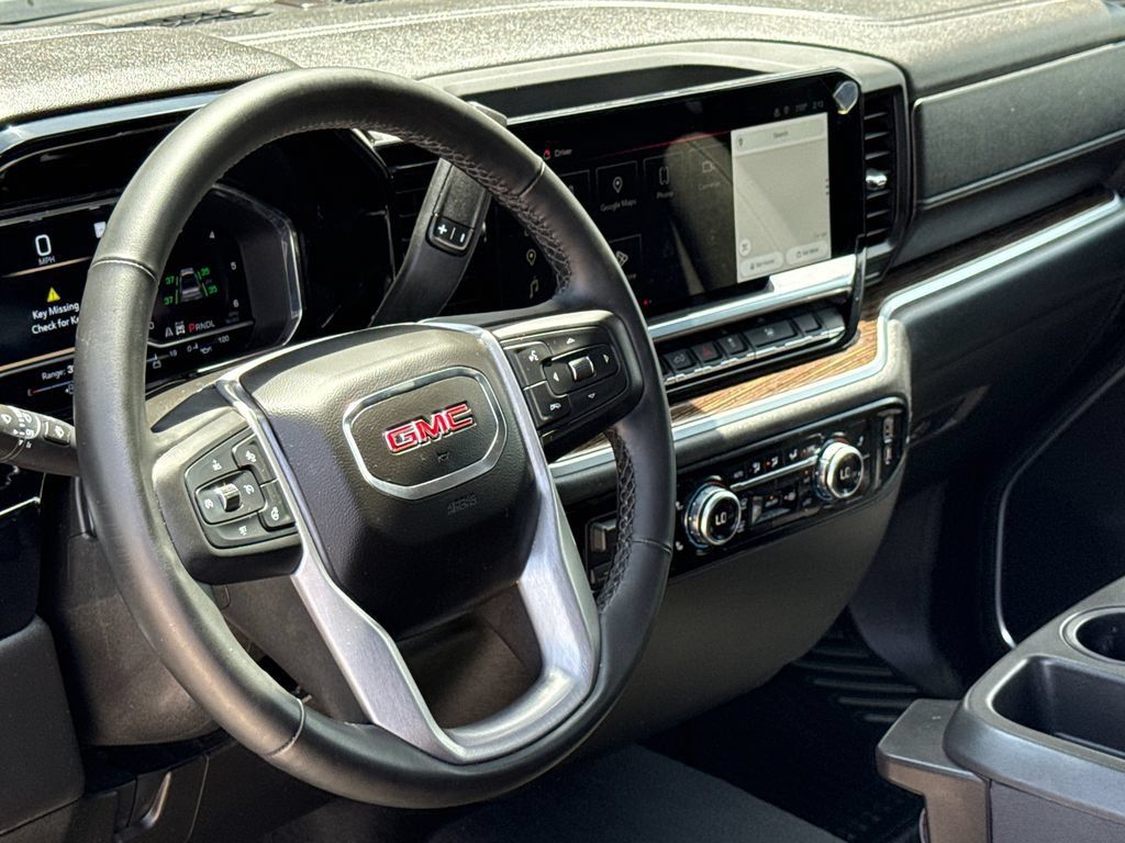 Used 2023 GMC Sierra 1500 SLE AWD/4WD image 18