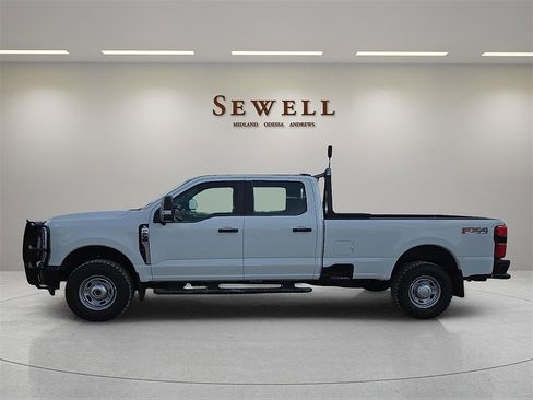 New 2025 Ford F250 XL w/ 360-Degree Camera Package image 2