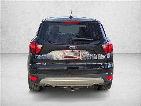 Used 2019 Ford Escape SE image 5