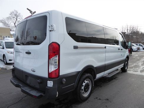 Used 2015 Ford Transit 350 XL image 7