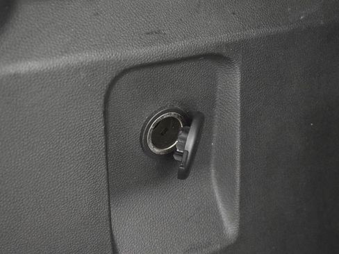 Used 2017 GMC Terrain SLE image 24