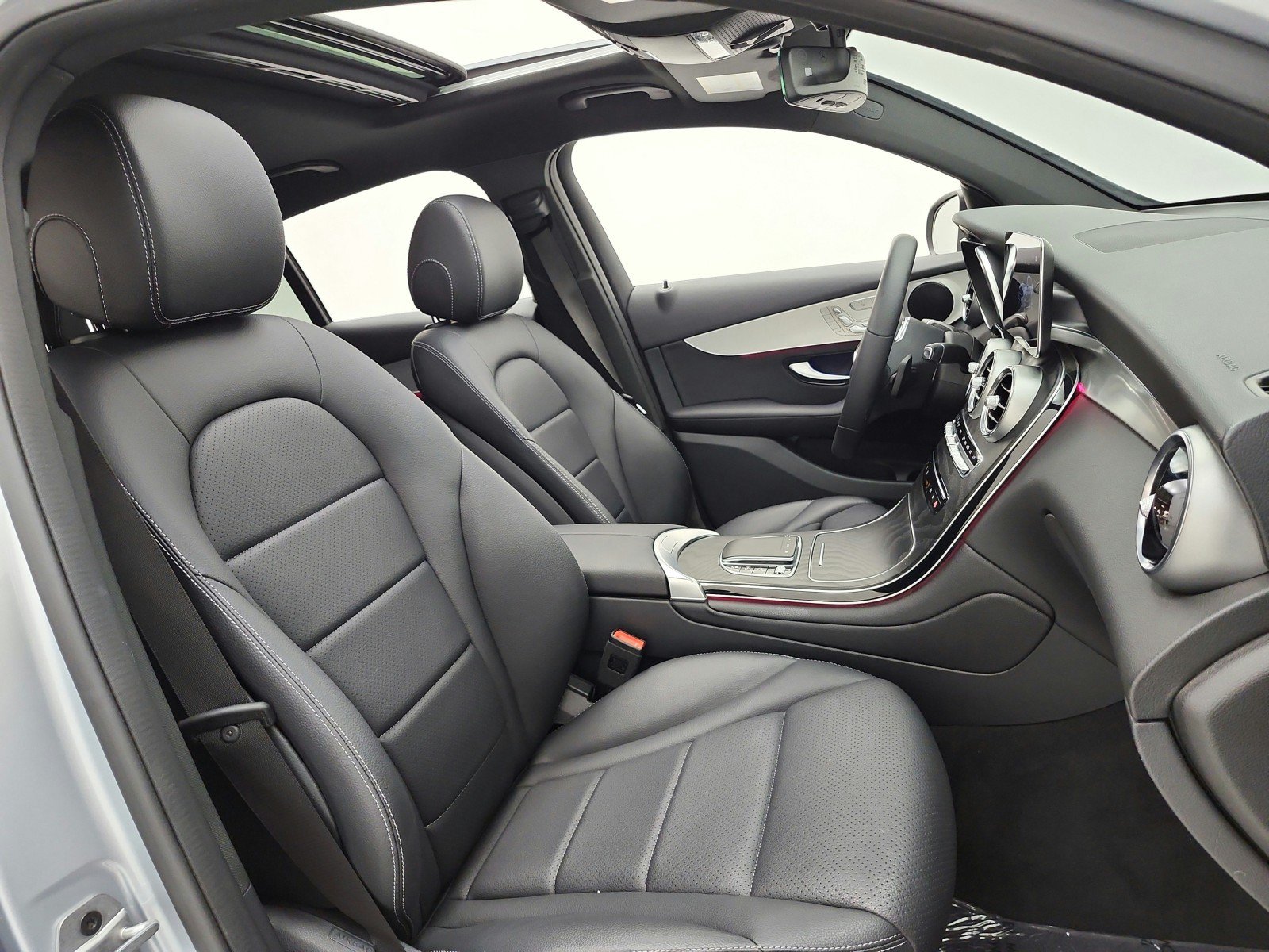 Certified 2023 Mercedes-Benz GLC 300 4MATIC Coupe image 20