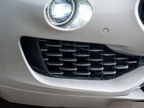 Used 2018 Maserati Levante S GranSport image 20