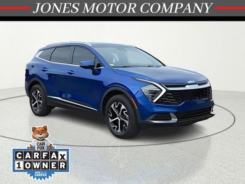 Used 2024 Kia Sportage EX image 1