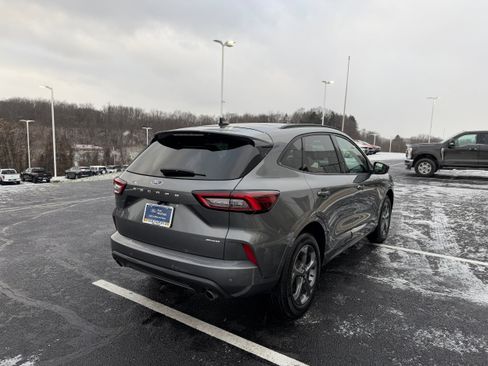 Certified 2024 Ford Escape ST-Line w/ Tech Pack #1 image 6