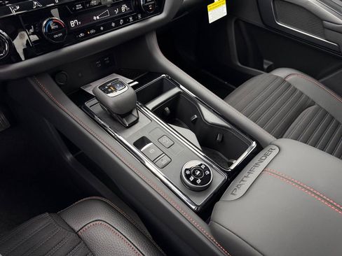 New 2026 Nissan Pathfinder SV image 29