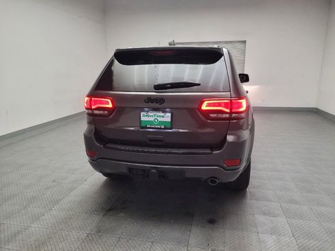 Used 2017 Jeep Grand Cherokee Laredo w/ Quick Order Package 2BE RWD image 7