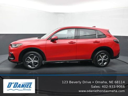 Used 2023 Honda HR-V EX-L image 2