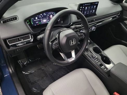 Used 2025 Honda Civic Sport image 18