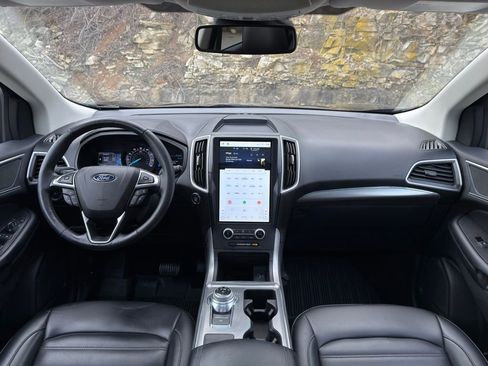 Certified 2022 Ford Edge SEL w/ Convenience Package image 15