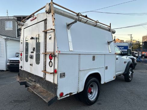 Used 2011 RAM 4500 4x4 Regular Cab w/ PWR & Remote Entry Group image 11