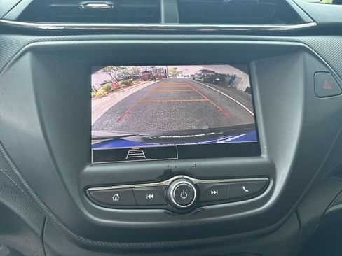 Used 2023 Chevrolet TrailBlazer LS FWD image 18