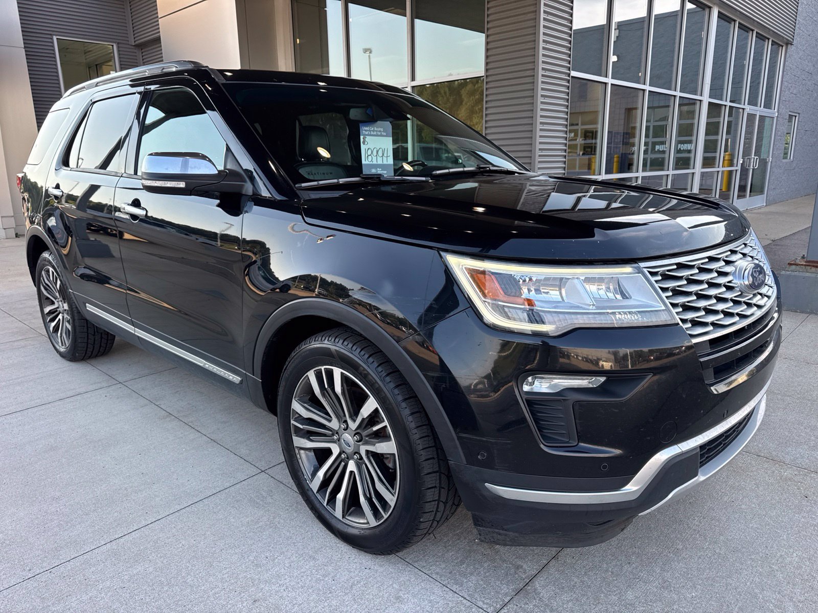 Certified 2018 Ford Explorer Platinum AWD/4WD image 10