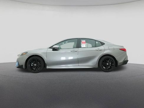 New 2026 Toyota Camry SE image 19