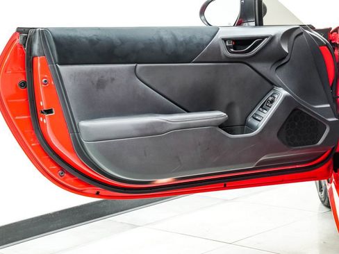 Used 2023 Toyota GR86 Premium w/ ALL Weather Mat Package (TMS) RWD image 40