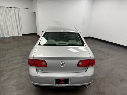 Used 2011 Buick Lucerne CXL w/ Driver Confidence Package FWD image 6