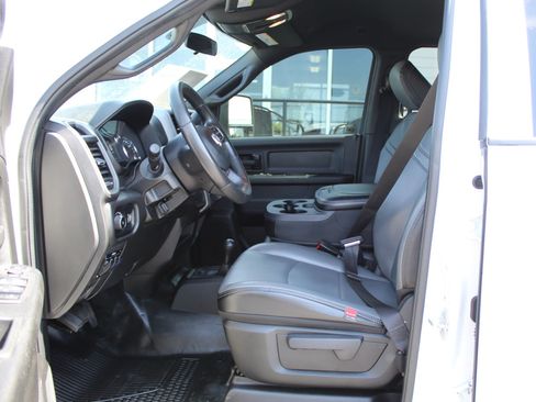 Used 2024 RAM 2500 Tradesman AWD/4WD image 18
