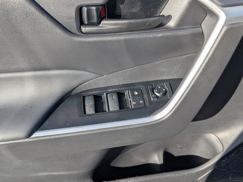 Used 2025 Toyota RAV4 LE image 15