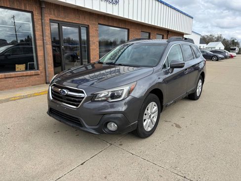 Used 2018 Subaru Outback 2.5i Premium image 30