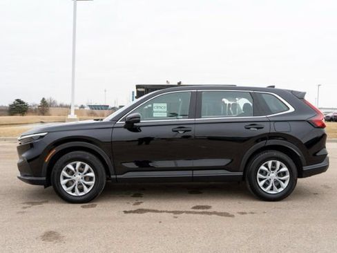 Used 2025 Honda CR-V LX image 4
