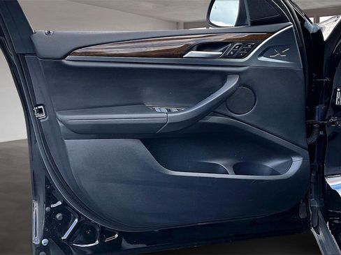 Used 2023 BMW X4 xDrive30i w/ Convenience Package image 23