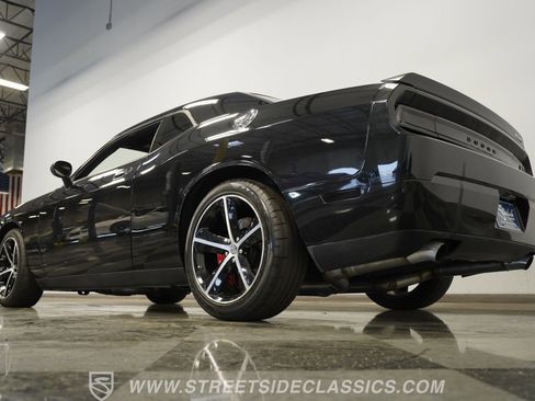 Used 2010 Dodge Challenger SRT8 w/ SRT Option Group II image 25