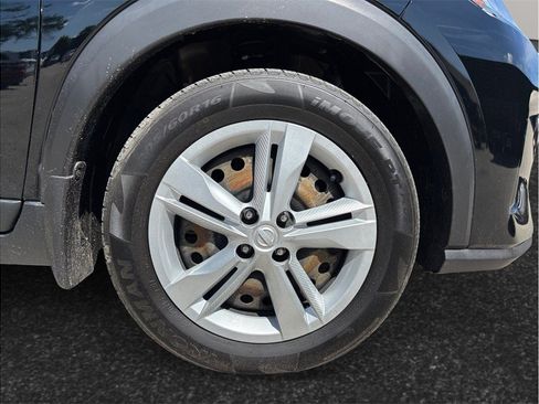 Used 2022 Nissan Kicks S FWD image 13