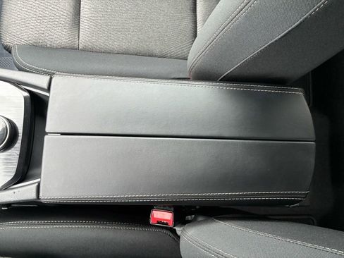 Used 2026 Nissan Rogue SV w/ Cold Weather Package image 38