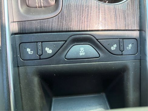 Used 2019 Chevrolet Impala LT w/ LT Leather Package FWD image 32