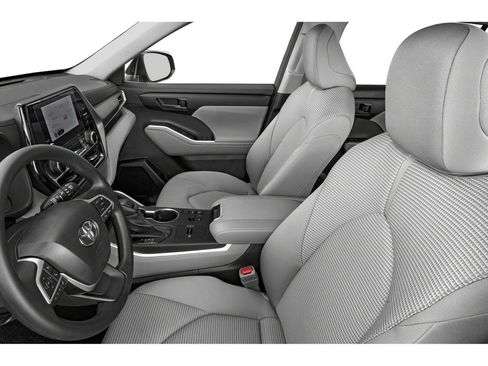 New 2025 Toyota Highlander XLE AWD/4WD image 6