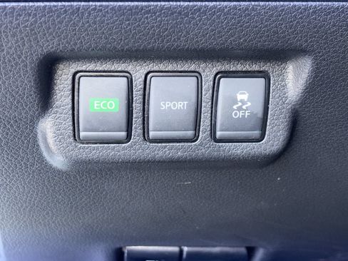 Certified 2017 Nissan Sentra SV w/ Style Package FWD image 23