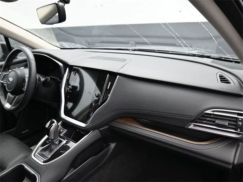 Used 2022 Subaru Legacy Limited image 10