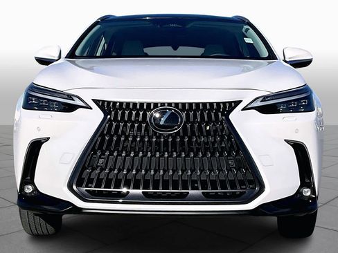 Used 2025 Lexus NX 300h AWD w/ Luxury Package image 3