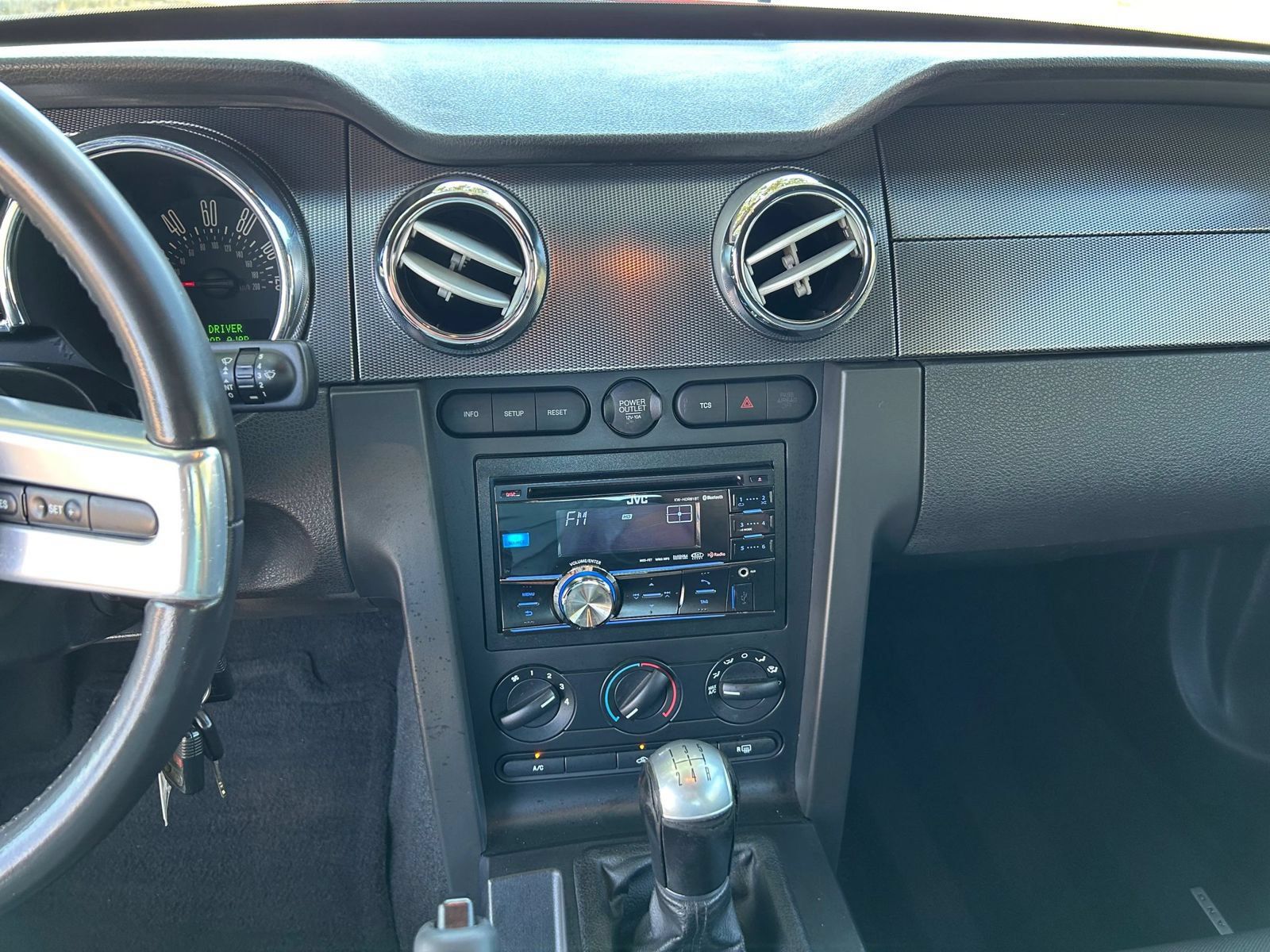 Used 2006 Ford Mustang Coupe RWD image 19