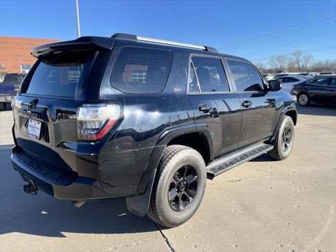 Used 2021 Toyota 4Runner SR5 image 7