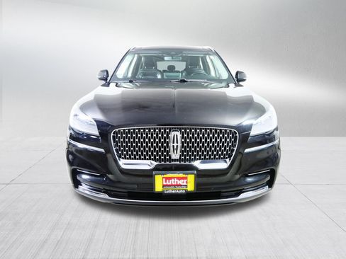 Used 2023 Lincoln Aviator AWD image 2