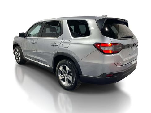 Used 2023 Honda Pilot EX-L image 2