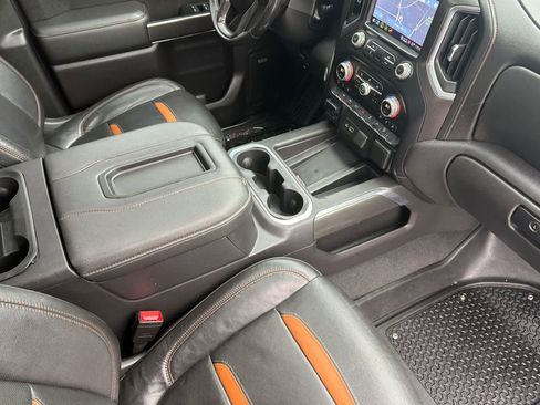 Used 2022 GMC Sierra 1500 AT4 w/ AT4 Premium Package image 15