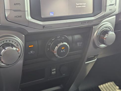 Used 2018 Toyota 4Runner SR5 w/ Convenience Package RWD image 19