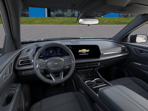 New 2026 Chevrolet Traverse LT AWD/4WD image 3