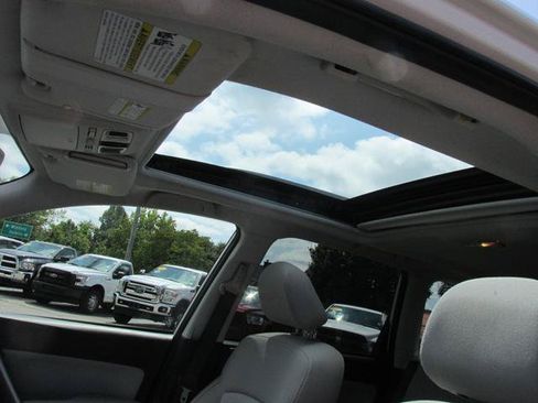 Used 2017 Subaru Forester 2.5i Premium w/ Protection Package #1 AWD/4WD image 11