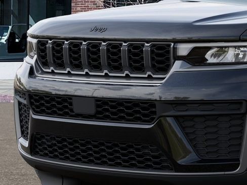 New 2026 Jeep Grand Cherokee Altitude RWD image 11