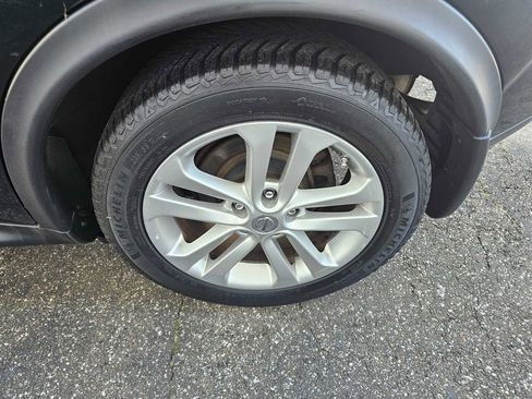 Used 2014 Nissan Juke SV AWD/4WD image 27