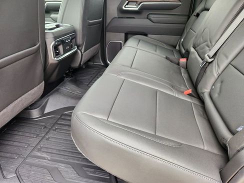 New 2026 GMC Sierra 2500 SLT w/ Texas SLT Premium Package AWD/4WD image 18