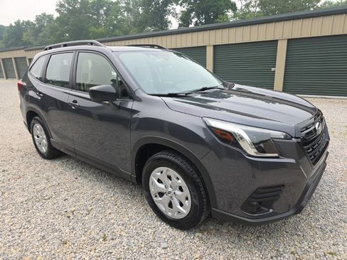 Used 2023 Subaru Forester AWD/4WD image 9