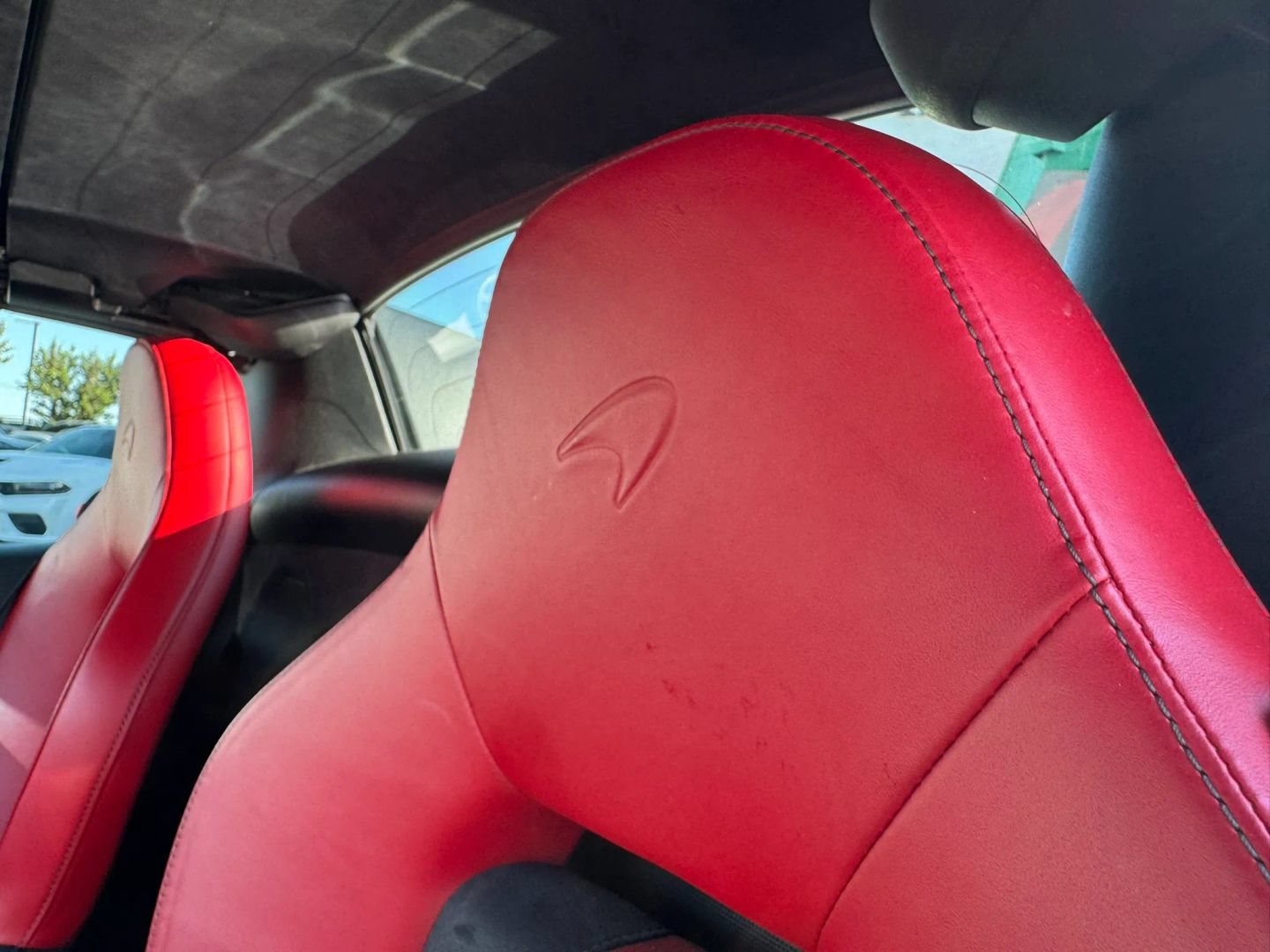 Used 2019 McLaren 570S Spider RWD image 34